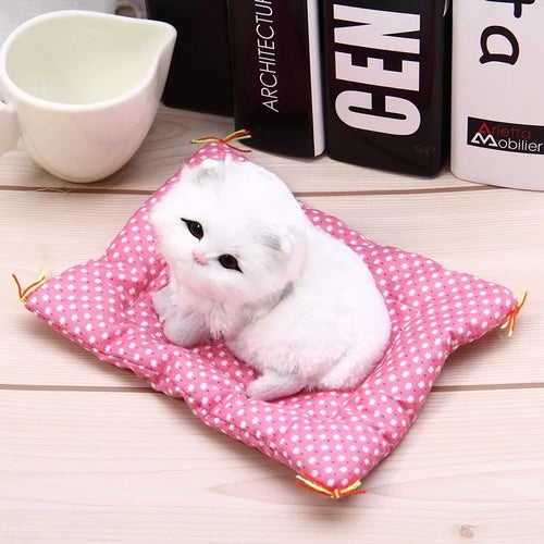 Peluche chat endormi avec son